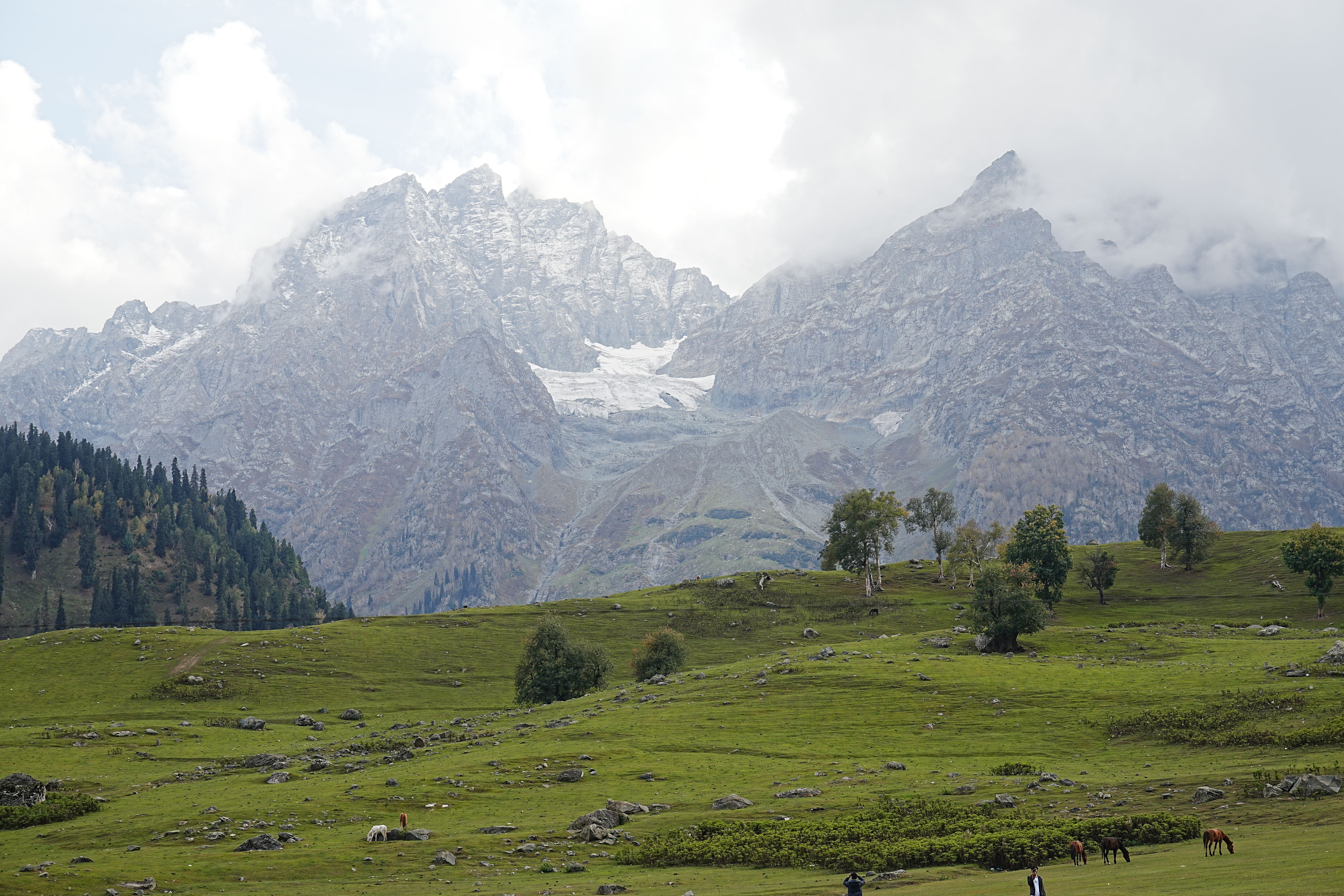 Tarsar Marsar Trek trek view 3