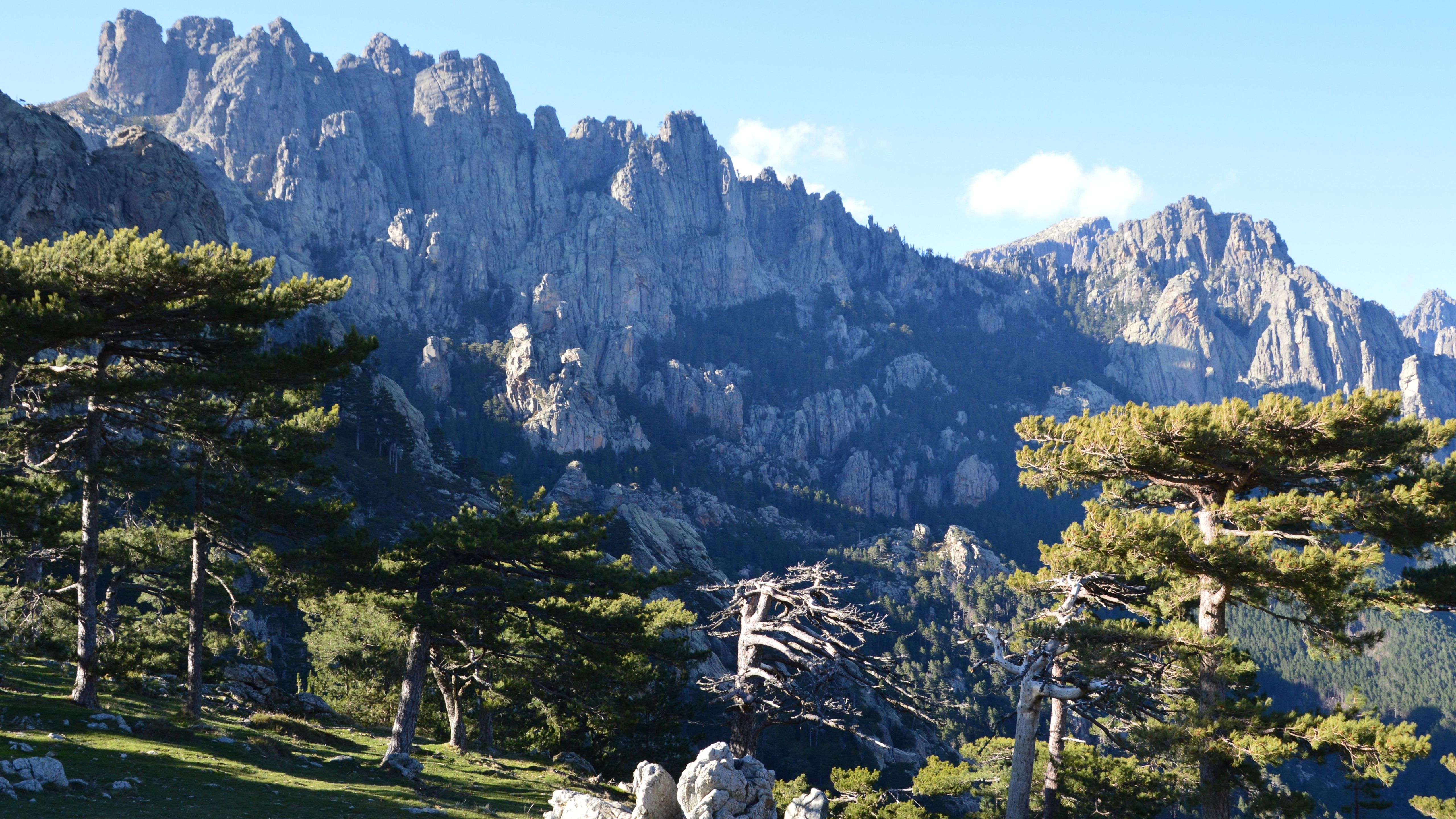 GR20 Corsica trek view 3