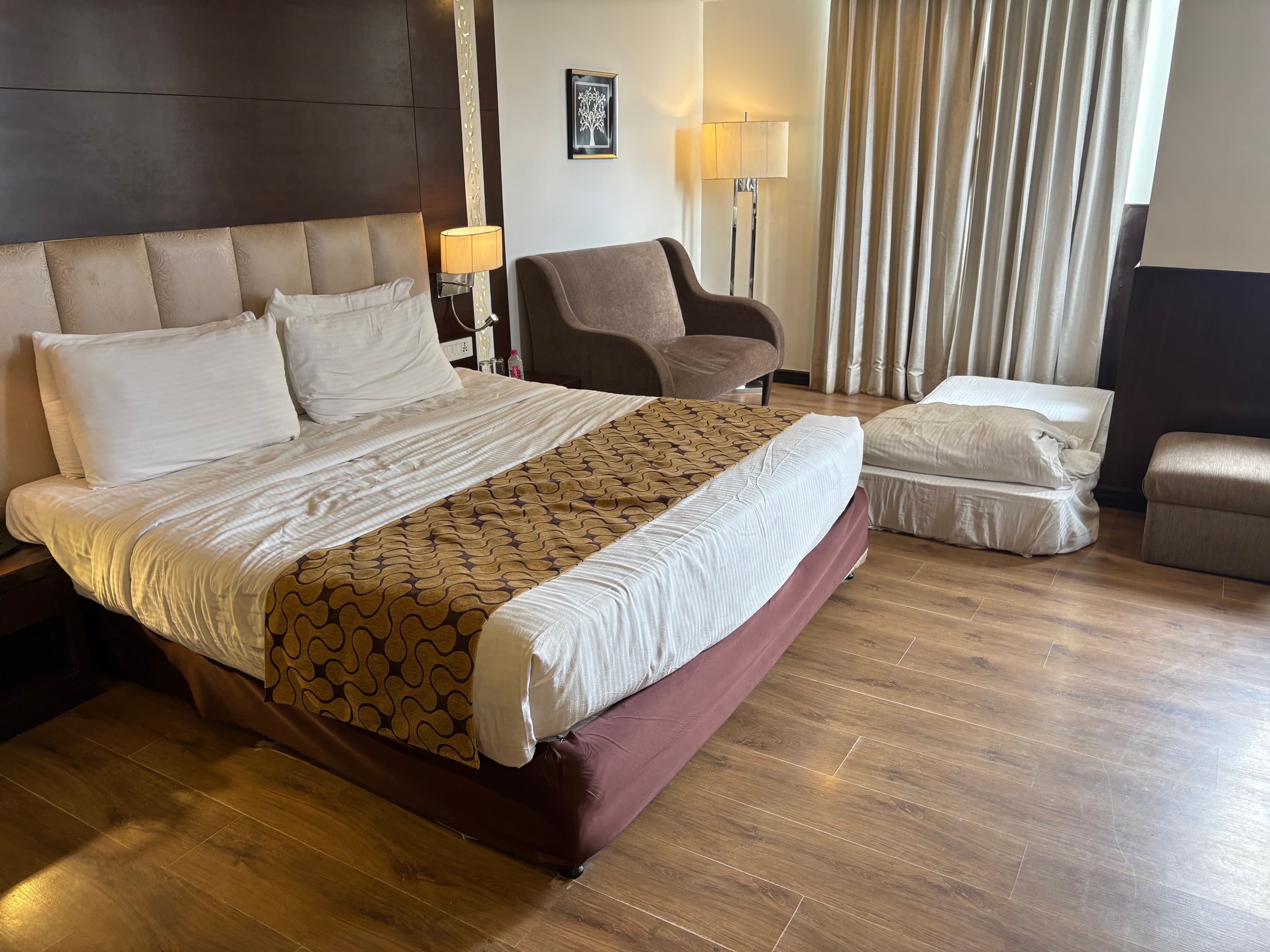 Coastal Breeze Hotel