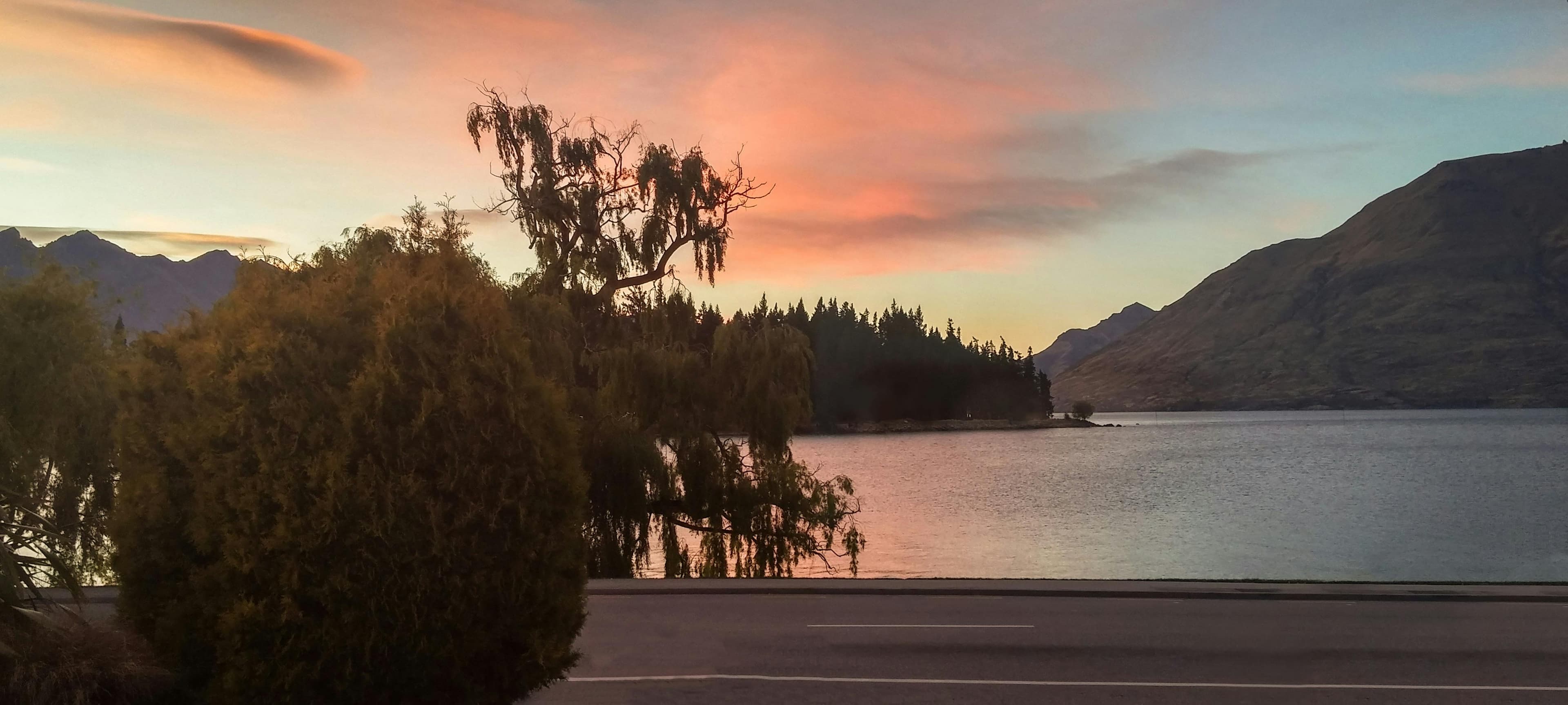 Queenstown — photo 2
